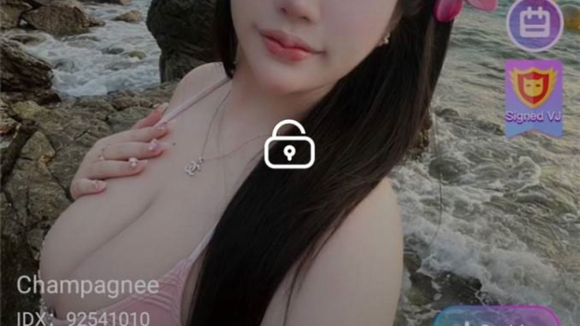 Champagnee IDX 92541010 mlive